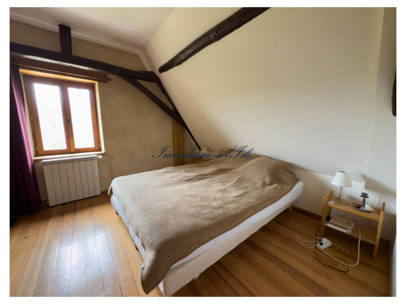 Maison - 211 m² - 10 pièces