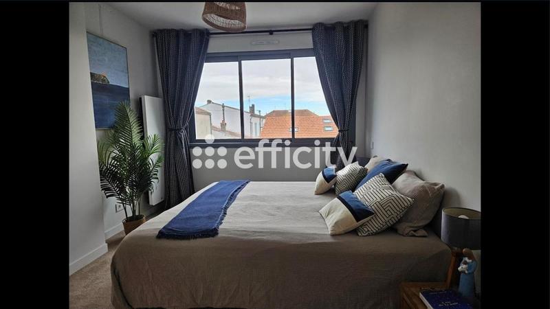 Maison - 182 m² - 8 pièces