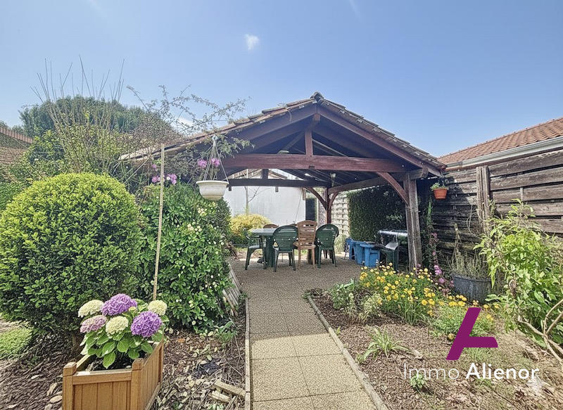 Maison - 163 m² - 7 pièces