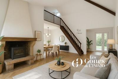 Maison - 235 m² - 8 pièces