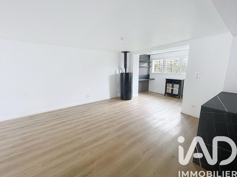 Maison - 93 m² - 5 pièces