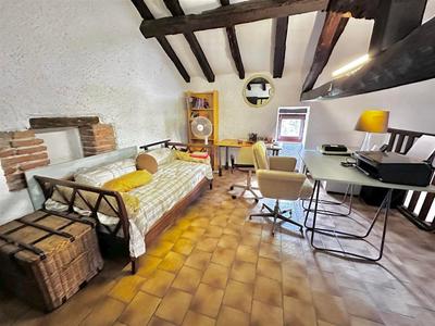 Maison - 185 m² - 6 pièces