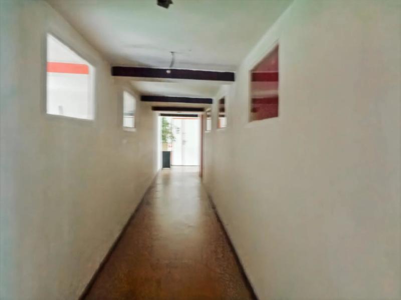 Maison - 400 m² - 15 pièces