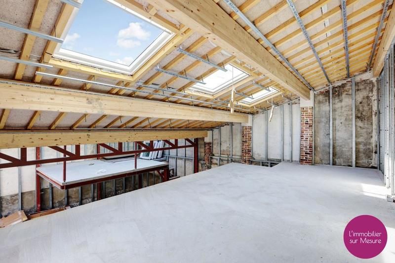 Loft - 83 m² - 3 pièces