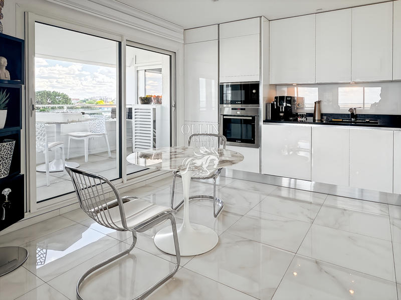 Appartement - 120 m² - 4 pièces