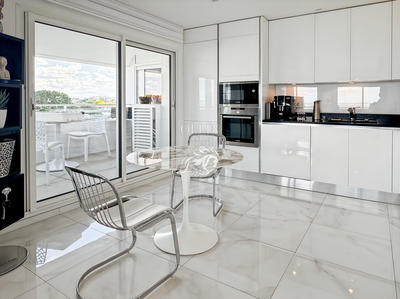 Appartement - 120 m² - 4 pièces