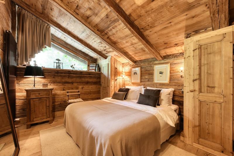 Châlet - 365 m² - 15 pièces