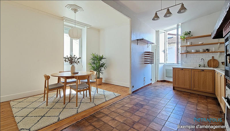 Appartement - 125 m² - 5 pièces