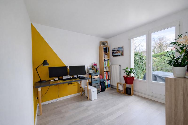 Maison - 95 m² - 5 pièces