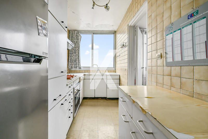 Appartement - 93 m² - 5 pièces