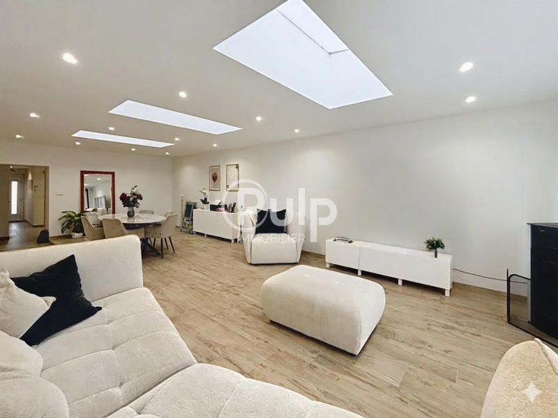 Maison - 122 m² - 4 pièces