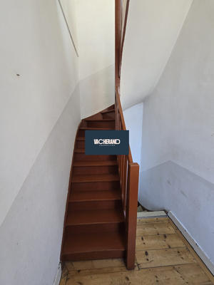 Maison - 92 m² - 6 pièces