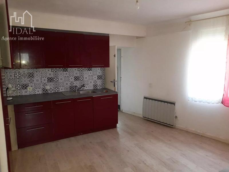 Maison - 223 m² - 10 pièces