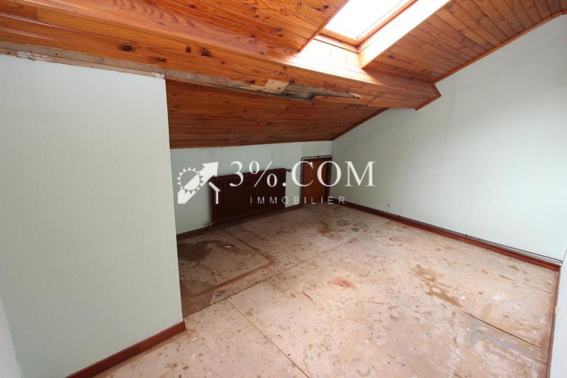 Maison - 101 m² - 7 pièces