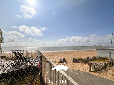 Appartement - 64 m² - 2 pièces