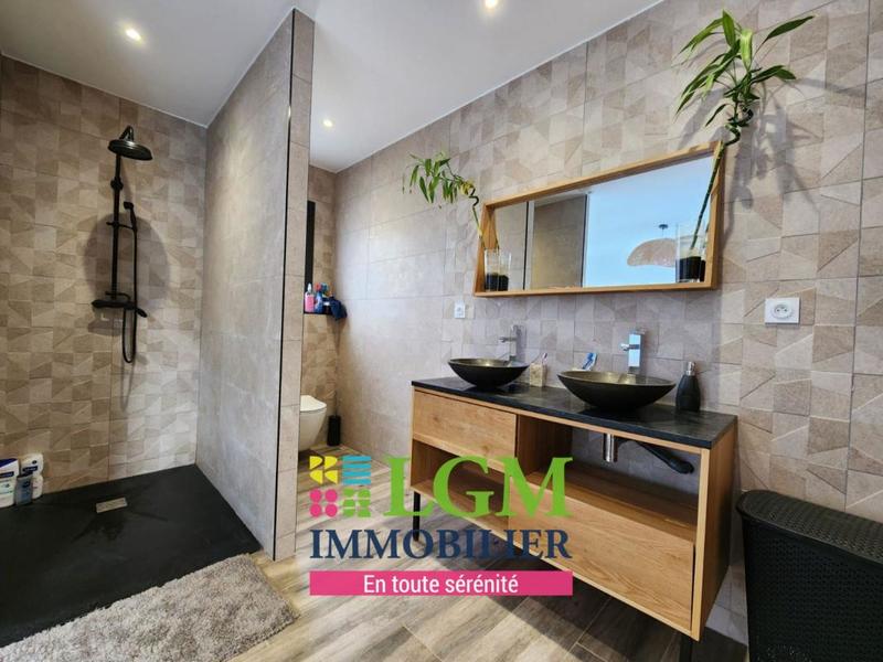 Maison - 137 m² - 4 pièces