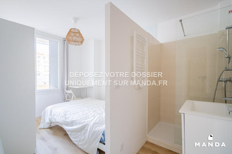 Chambre - 11 m² - 4 pièces