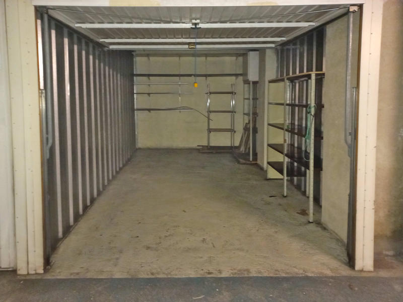 Parking / Garage - 14 m²