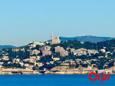 Maison - 236 m² - 6 pièces