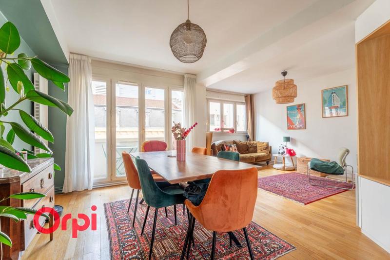 Appartement - 80 m² - 4 pièces