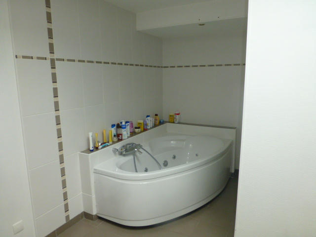 Appartement - 143 m² - 6 pièces