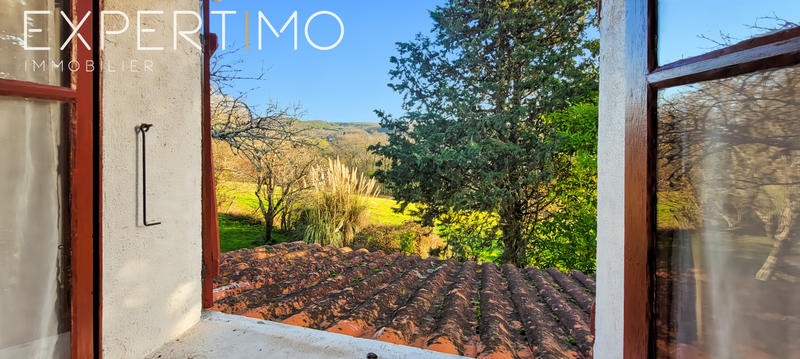 Maison - 99 m² - 5 pièces