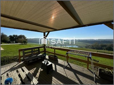 Maison - 230 m² - 8 pièces