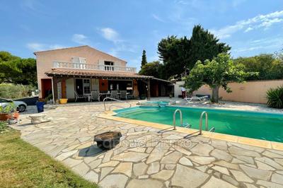 Villa - 141 m² - 5 pièces