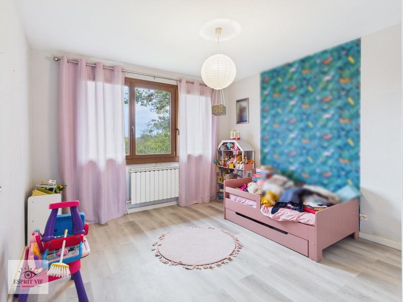 Maison - 106 m² - 6 pièces