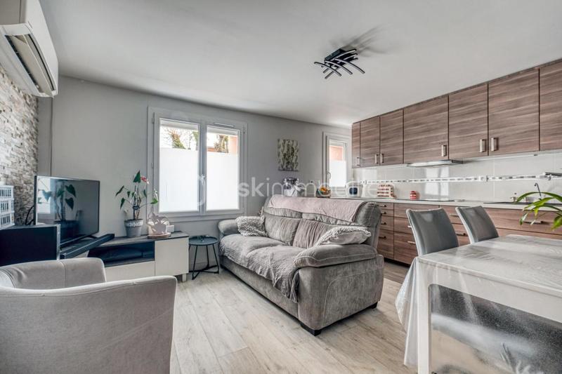 Maison de ville - 80 m² - 4 pièces