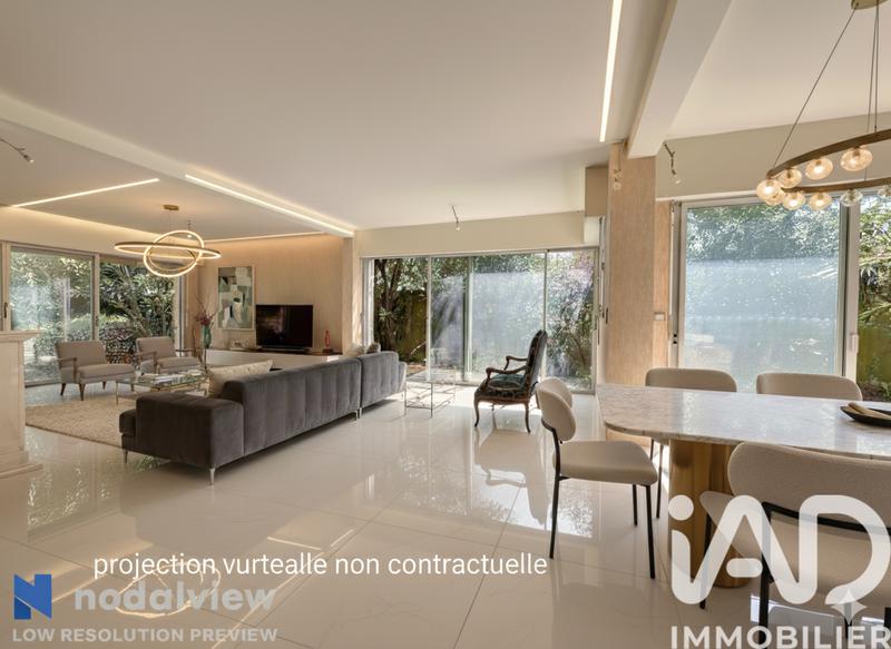 Maison de maîtres - 315 m² - 9 pièces