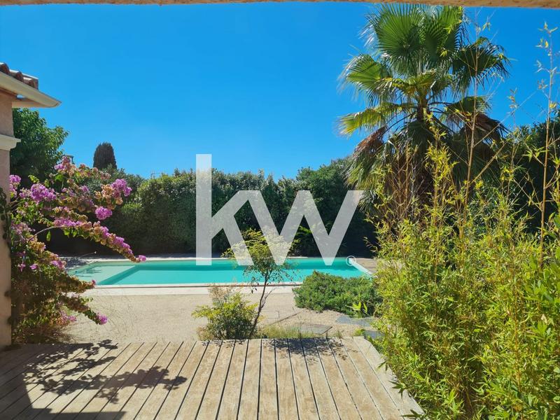 Maison - 189 m² - 7 pièces