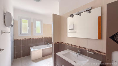 Maison - 172 m² - 7 pièces