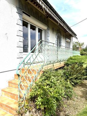 Maison - 107 m² - 6 pièces