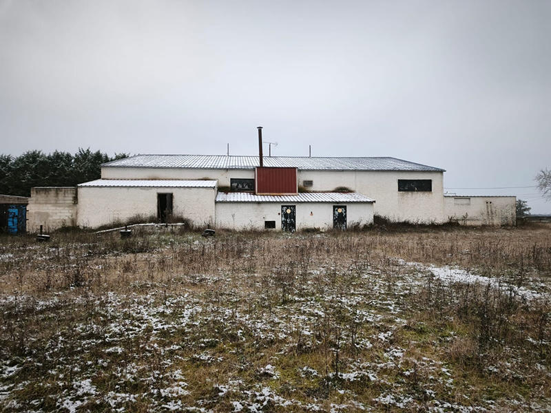 Local d'activité / Entrepôt - 924 m² - 5 pièces