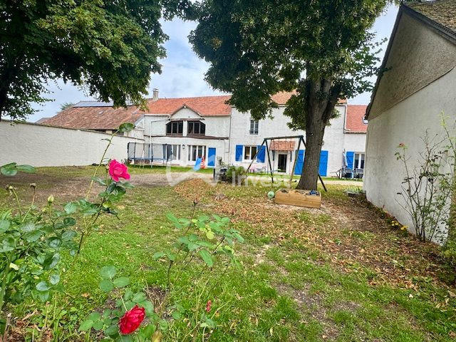 Maison - 337 m² - 8 pièces