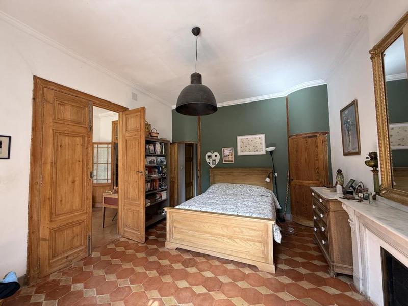 Maison de maîtres - 294 m² - 12 pièces