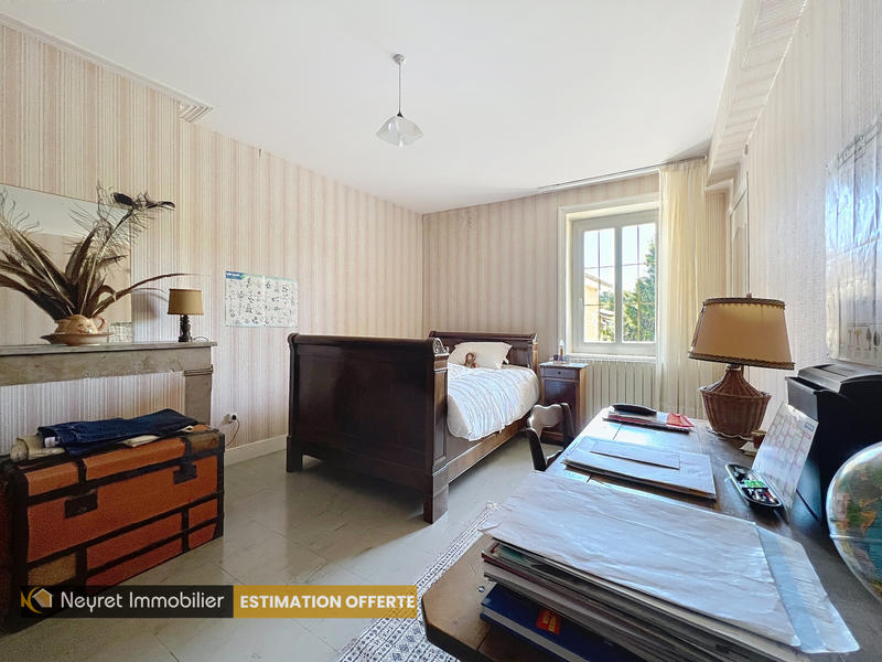 Maison - 172 m² - 8 pièces