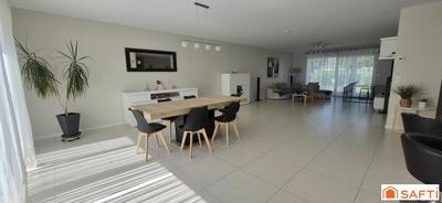 Maison - 192 m² - 8 pièces