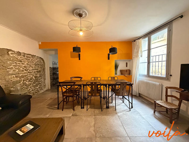 Immeuble - 110 m² - 6 pièces