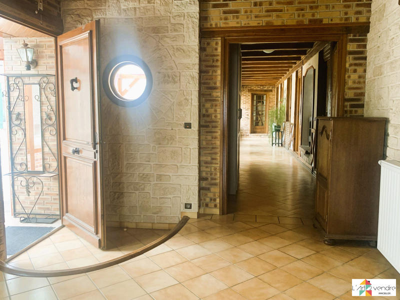 Maison ancienne - 325 m² - 11 pièces