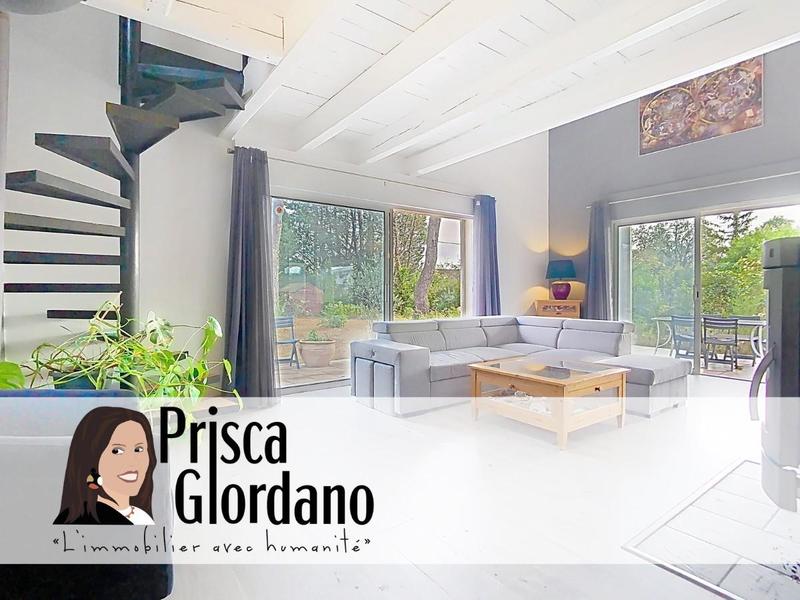 Maison - 200 m² - 5 pièces