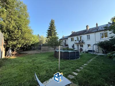 Maison - 175 m² - 6 pièces