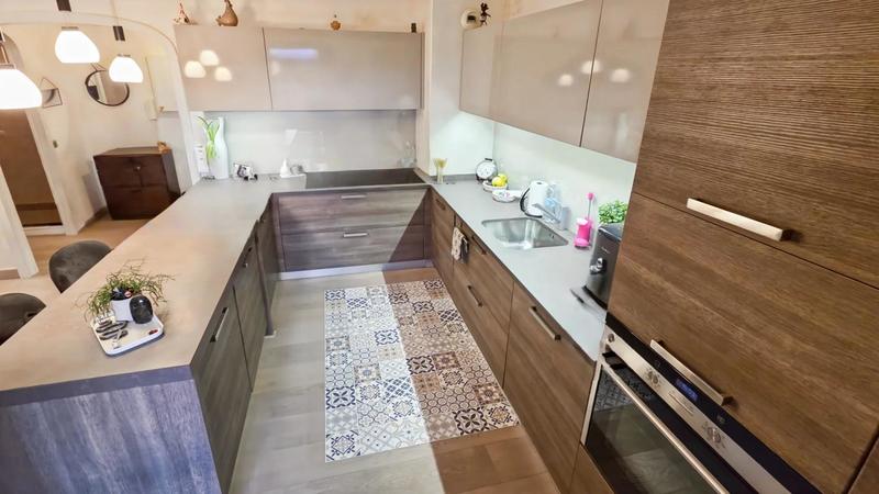 Appartement - 83 m² - 4 pièces