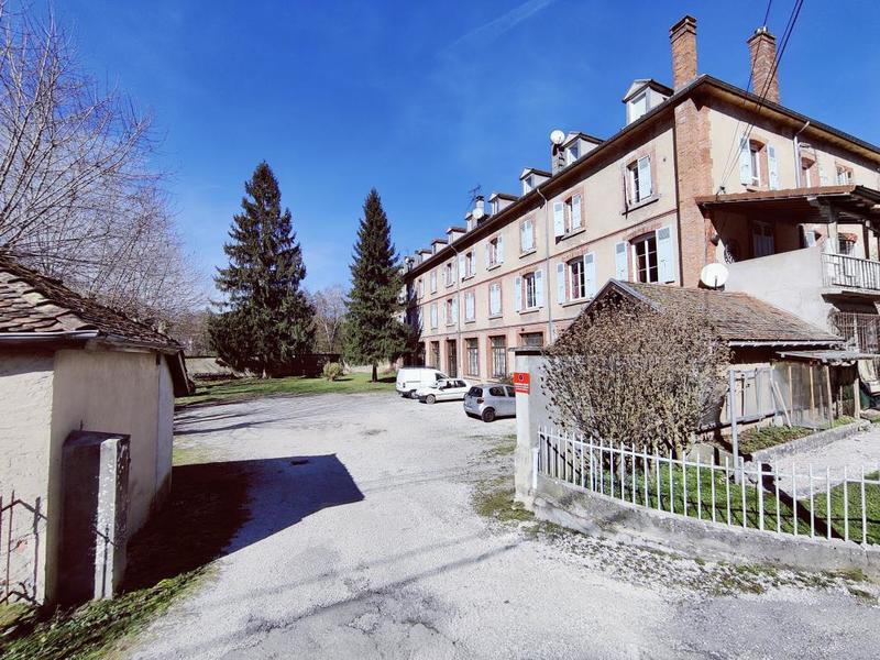 Appartement - 90 m² - 3 pièces