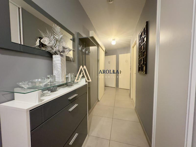 Appartement - 83 m² - 4 pièces