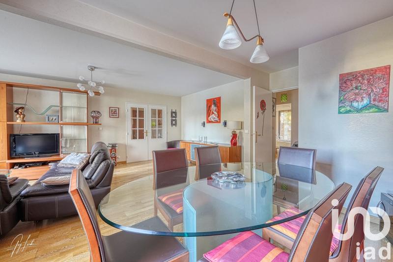 Appartement - 100 m² - 5 pièces