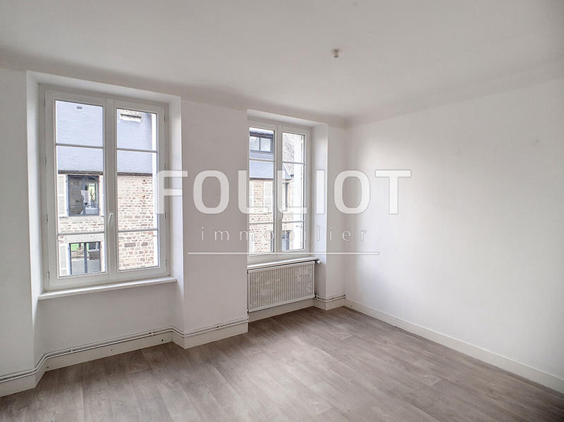 Immeuble - 300 m² - 16 pièces