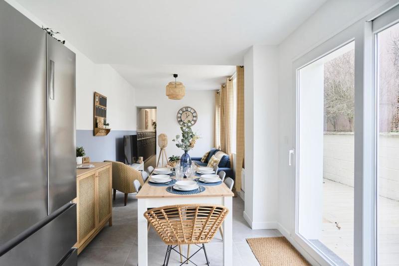 Maison - 130 m² - 8 pièces