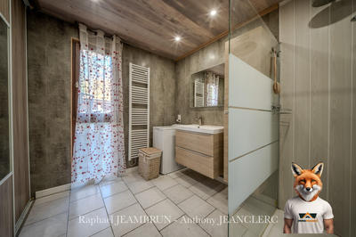 Maison - 346 m² - 15 pièces